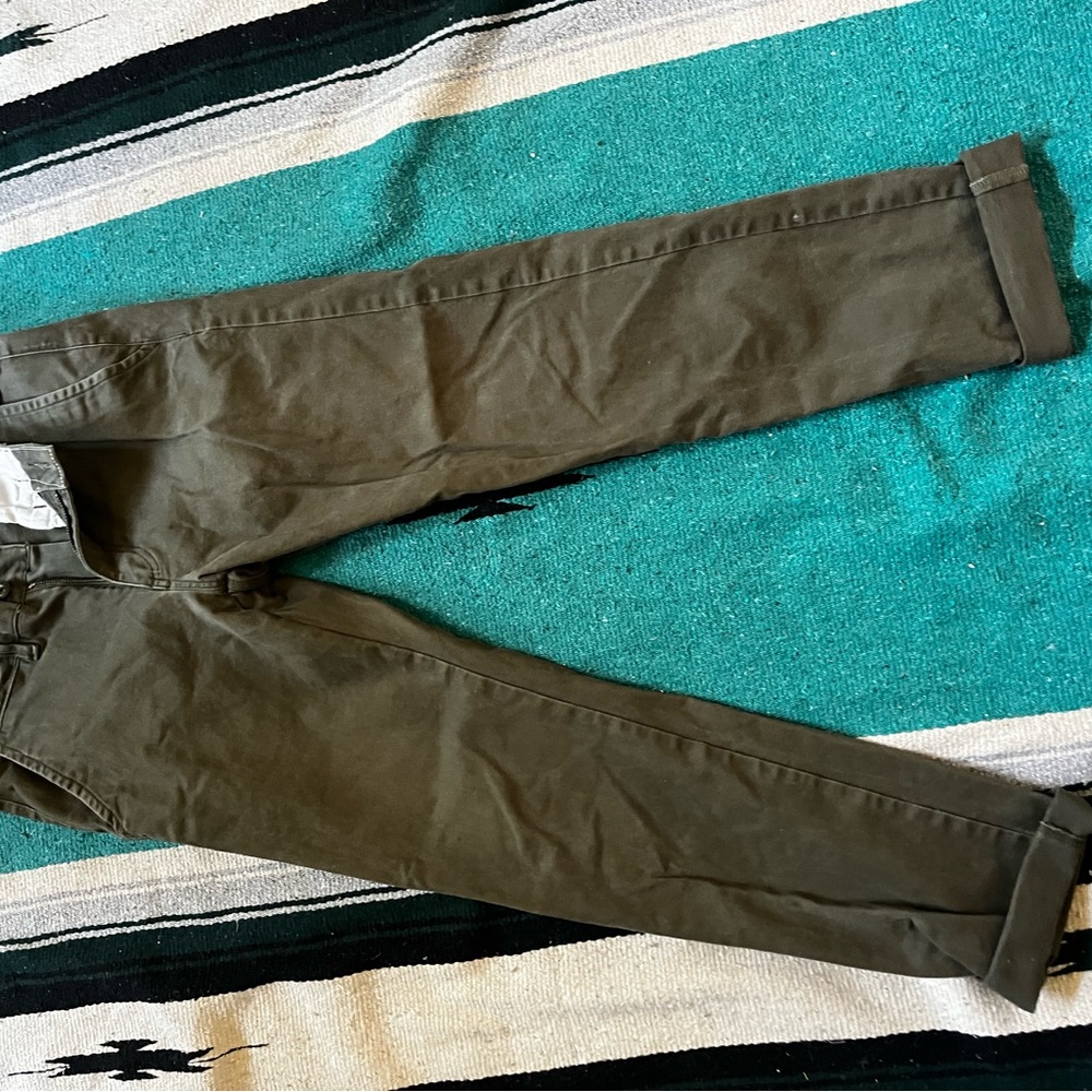 Men's Olive Green vans chinos